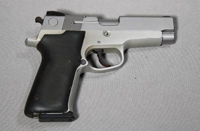 Smith & Wesson ~ 410S ~ .40 S&W