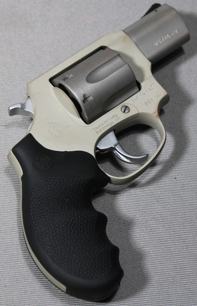 Taurus ~ 856 UL ~ .38 Special