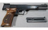Smith & Wesson ~ Model 41 ~ .22 Long Rifle - 2 of 6