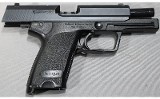 Heckler & Koch ~ USP ~ .40 S&W - 4 of 6