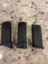 Glock 26 generation 3 with case and 3 magazines 9mm - 6 of 8