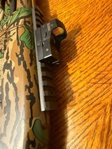 Remington 870 sps-t green leaf shotgun. - 3 of 11 Remington 870 sps-t green leaf shotgun. - 3 of 11