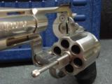 COLT ANACONDA 4 INCH
44MAG MATCHING BOX DRILLED AND TAPPED MODEL - 6 of 15
