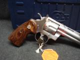 COLT PYTHON ELITE STAINLESS MATCHING BOX
- 10 of 15