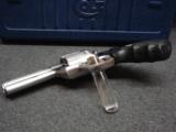NEW IN BOX 4 INCH ANACONDA 44 MAG DRILLED AND TAPPED MODEL - 15 of 15