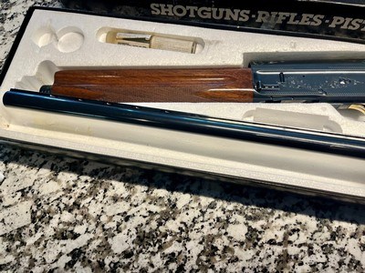 BROWNING SWEET SIXTEEN WITH ORIGINAL BOX INVECTOR CHOKES - Image 13 of 15