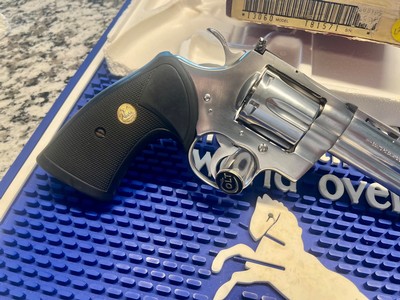 1988 COLT PYTHON STAINLESS ORIGINAL BOX - Image 5 of 15