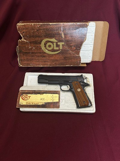 Colt ACE 22Lr, Model 01974, 1978 Manufacture, Excellent Condition, w/Matching Box Serial Number