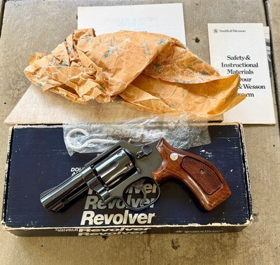 1983 LNIB RARE Smith Wesson MODEL 547 3in Complete Package, No-Moon-Clip 9mm - Image 1 of 12