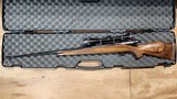 Weatherby Mark V Deluxe .300 WBY MAG RH - 2 of 8