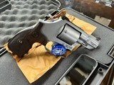 Smith & Wesson
M686
357 Mag. - 1 of 4