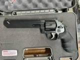 Smith & Wesson
M 629 Stealth
44 Mag. - 4 of 4