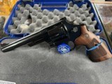 Smith & Wesson
M 29
44 Mag.