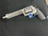 Smith & WessonM460XVR460 S&WMagnum - 1 of 4