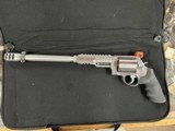 Smith & Wesson
M460 Hunter
460 S&W
Magnum - 4 of 4