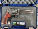 Smith & Wesson
M629
Deluxe
44 Magnum - 3 of 4