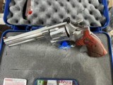 Smith & Wesson
M629
Deluxe
44 Magnum - 1 of 4