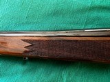 Weatherby Mark V Deluxe 340 Weatherby Magnum - 10 of 15