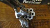 Smith & Wesson M617 22LR - 3 of 5