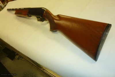 ITHACA MODEL 51 12GA
2.75" CHAMBER SEMI AUTO SHOTGUN