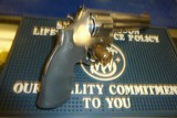 SMITH & WESSON 686-6 357 CAL 6