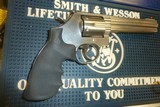 SMITH & WESSON 686-6 357 CAL 6