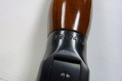 Winchester Model 64 Deluxe .32 win spl 24
