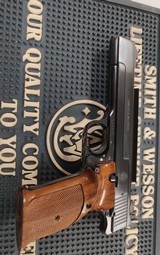 Smith & Wesson Model 41 22 cal 5.5