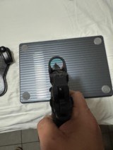 Wilson Combat EDC X9 TRIJICON SRO Black Edition 9MM WITH TWO CLIPS - 5 of 12