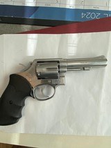 Smith & Wesson Model 65-1 357 magnum - 2 of 9