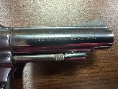 Smith & Wesson Model 36 (No Dash), 3