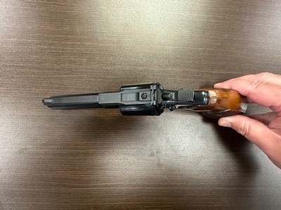 Colt Diamondback .22 L.R., 4