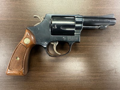 Smith & Wesson Model 36 (No Dash), 3