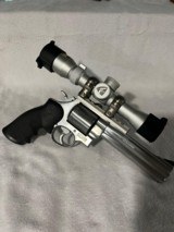 Smith & Wesson
Model:629-3
.44 Magnum - 5 of 9