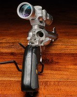 Freedom Arms Model 83 "Field Grade" .454 Casull - 4 of 5