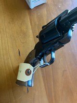 Ruger Super Blackhawk .44 magnum 10.5