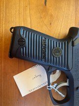 Ruger P89 with Factory case and accessories. - 5 of 6