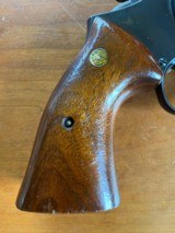 Smith & Wesson 19-5 with Scarce Smooth Target Grips - 3 of 9