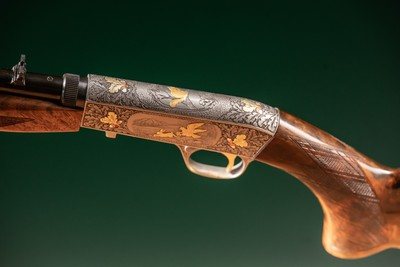 Browning Semi-Automatic Rifle (Takedown) engraved by Master Engraver, Angelo Bee - Image 4 of 15