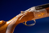Browning B25 Superposed 20 Gauge shotgun engraved by Master Engraver Angelo Bee - Image 3 of 15