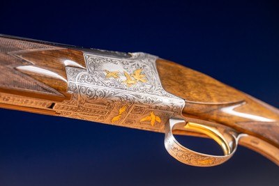 Browning B25 Superposed 20 Gauge shotgun engraved by Master Engraver Angelo Bee - Image 11 of 15