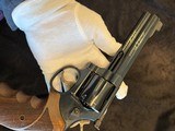 Rare S&W 586 TARGET CHAMPION made for European Market competitions - 4 of 15