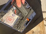 NIB Beautiful Colt Combat Unit #262 with all the Custom Features… - Image 2 of 5