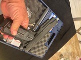 NIB Beautiful Colt Combat Unit #262 with all the Custom Features… - Image 5 of 5