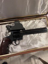Beautiful 1986 bright polished blue 8” Python, barely fired with SightMark reticle…. A Hunting Machine - Image 6 of 15