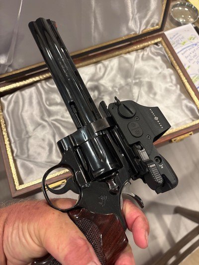 Beautiful 1986 bright polished blue 8” Python, barely fired with SightMark reticle…. A Hunting Machine - Image 13 of 15