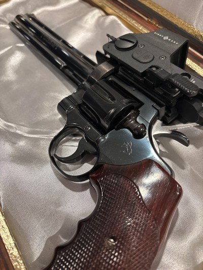 Beautiful 1986 bright polished blue 8” Python, barely fired with SightMark reticle…. A Hunting Machine - Image 2 of 15