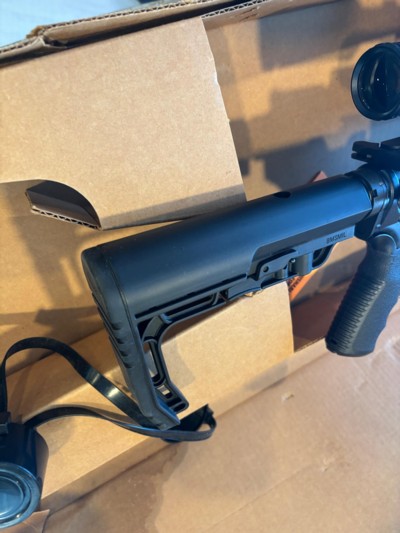 Beautiful unfired NIB custom Bushmaster with Bushnell tactical scope on Vortex Mt. Keymode fore end tactical flash-hider - Image 13 of 15