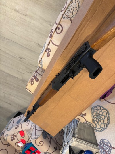 Beautiful ZASTAVA N-PAP M70….Appears unfired with 2-10 round magazines - Image 12 of 13