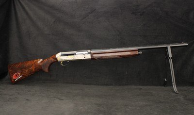 Benelli Curator Limited Edition #200 of 250 12GA & 20GA Matched Shotgun Set *BEAUTIFUL* - Image 9 of 25